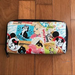 🖤❤️Disney Parks Exclusive Wallet ❤️🖤